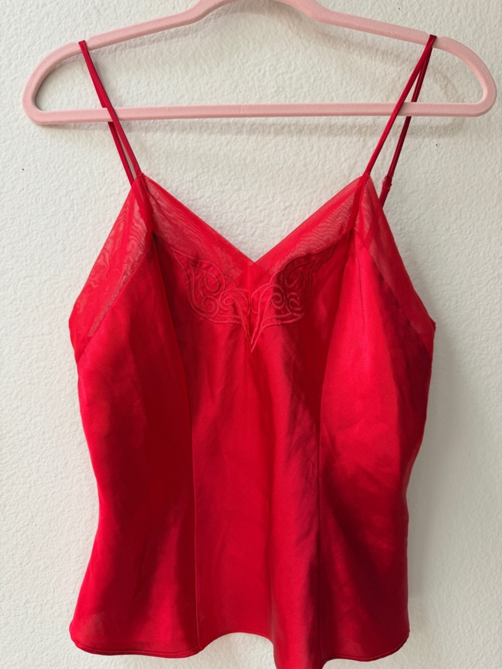 Vintage Kathy Ireland Intimates Red Satin Camisole‎ Y2K Sheer Lace Trim Slip Top